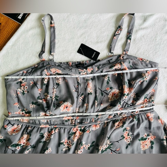 NWT! Torrid size 3 grey babydoll camisole with garden floral print - Picture 4 of 8